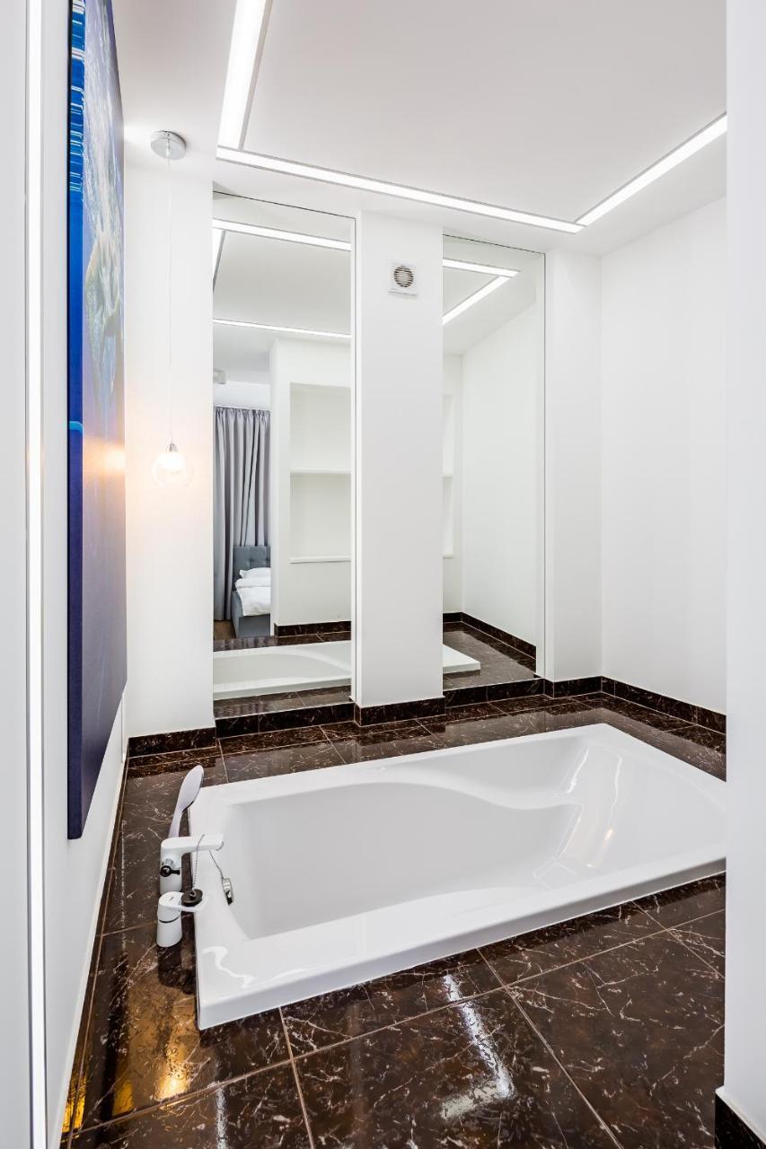 Royal Premier Apartment Λβιβ Εξωτερικό φωτογραφία